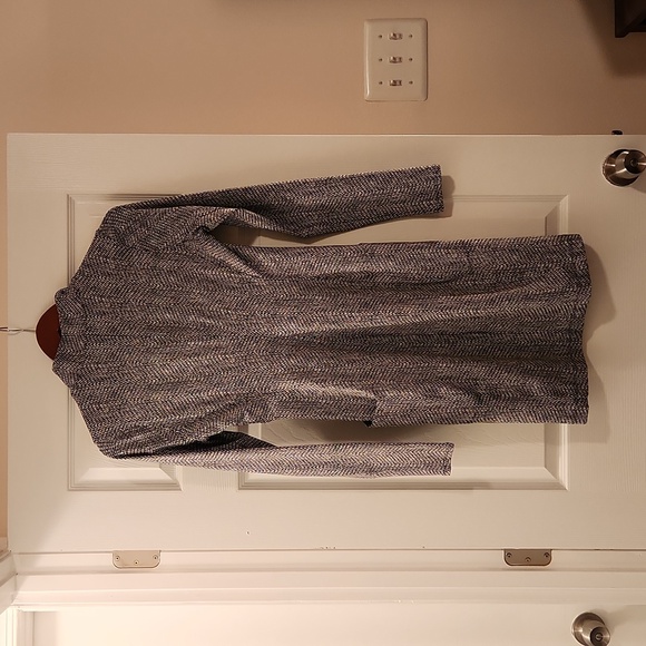 Athlete Dress - Picture 4 of 4